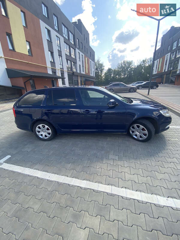 Универсал Skoda Octavia 2013 в Луцке