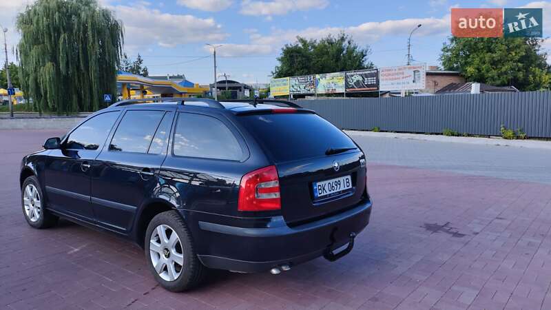 Универсал Skoda Octavia 2007 в Ровно