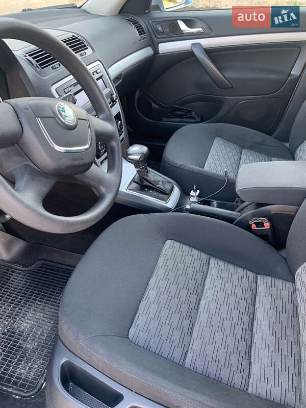 Универсал Skoda Octavia 2011 в Ровно