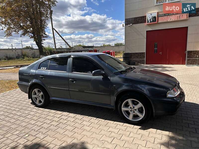 Ліфтбек Skoda Octavia 1999 в Лозовій