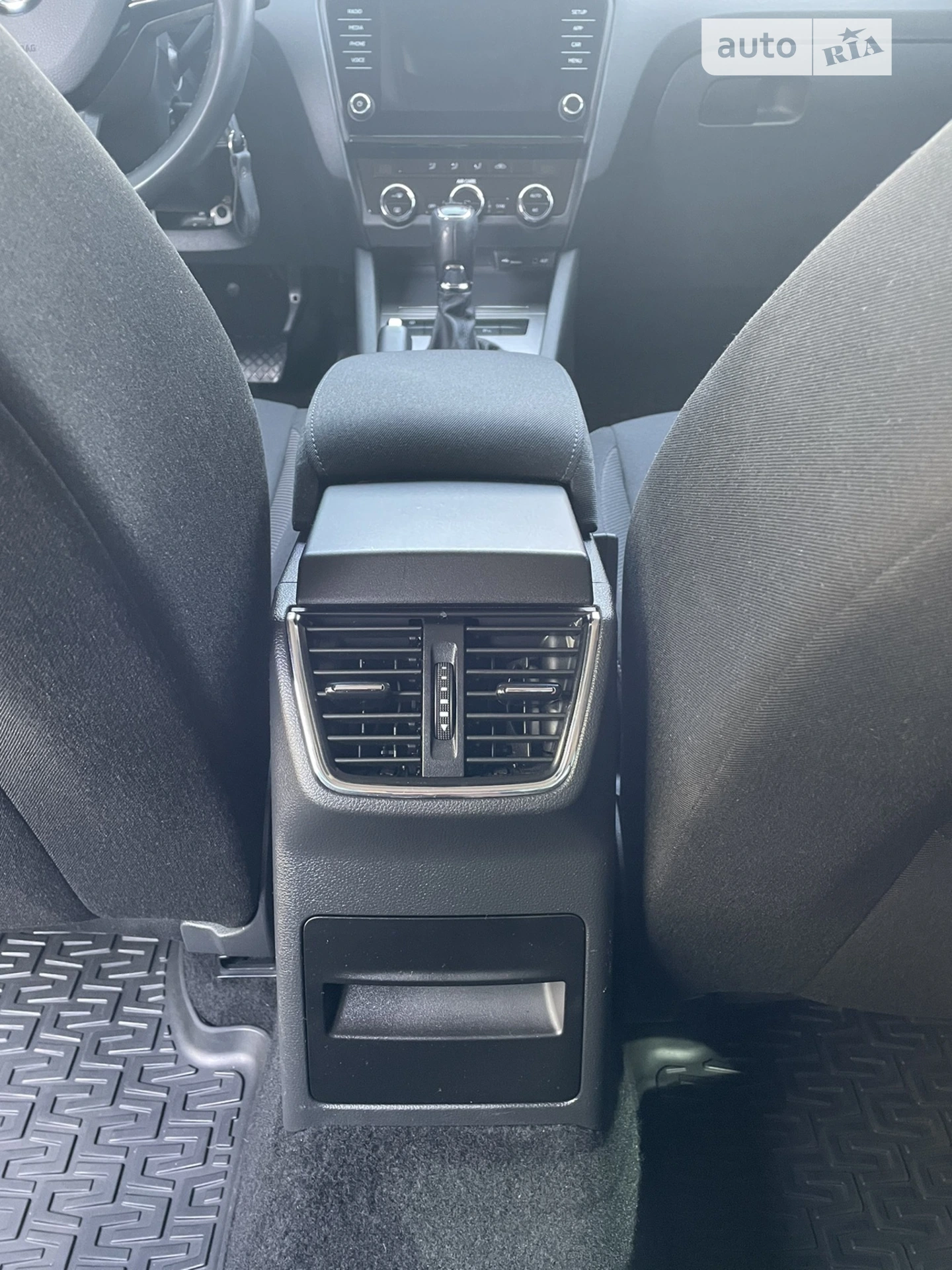 2017 Skoda Octavia - мініатюра 19