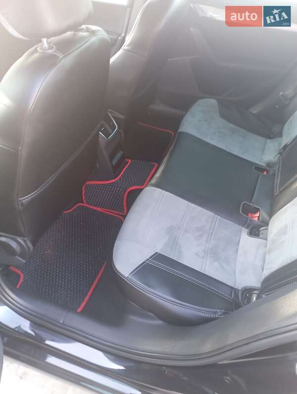 Універсал Skoda Octavia 2015 в Камені-Каширському