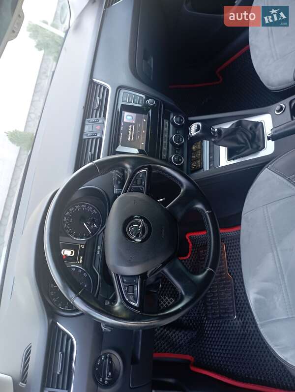 Універсал Skoda Octavia 2015 в Камені-Каширському
