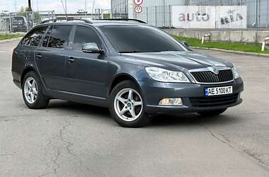 Универсал Skoda Octavia 2010 в 