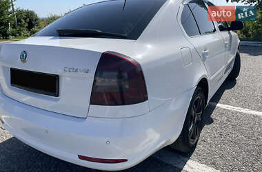 Ліфтбек Skoda Octavia 2012 в 