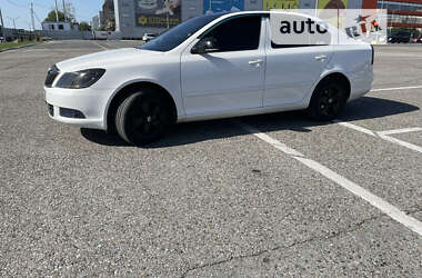 Ліфтбек Skoda Octavia 2012 в 