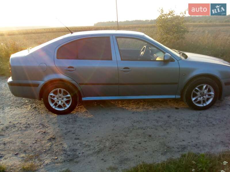 Ліфтбек Skoda Octavia 2009 в Володимирі