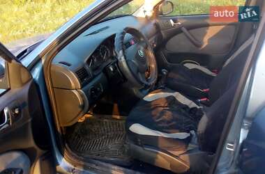 Ліфтбек Skoda Octavia 2009 в Володимирі