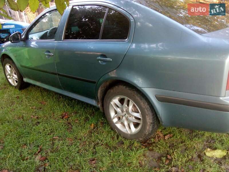 Ліфтбек Skoda Octavia 2009 в Володимирі
