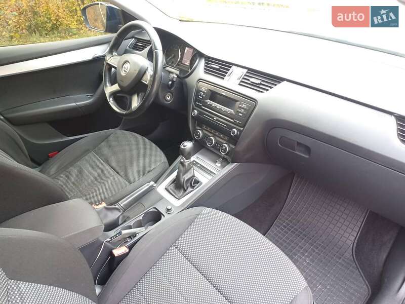 Універсал Skoda Octavia 2013 в Веселиновому