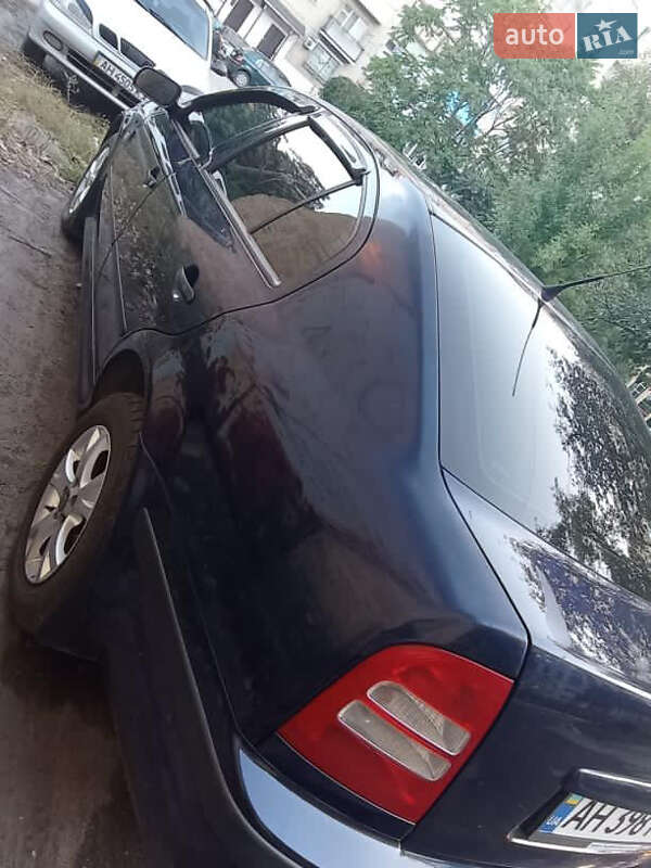 Ліфтбек Skoda Octavia 2004 в Добропіллі