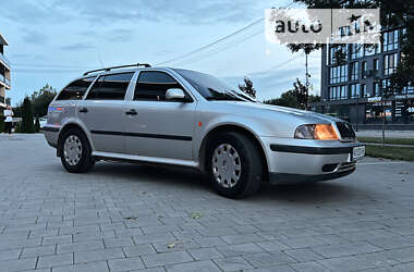 Универсал Skoda Octavia 2000 в 