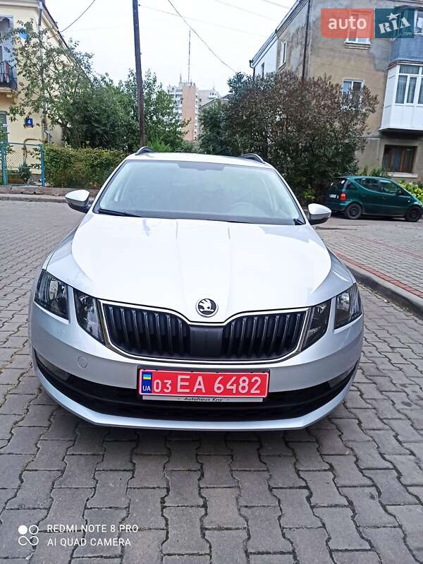 Універсал Skoda Octavia 2019 в Луцьку