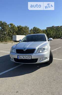 Лифтбек Skoda Octavia 2012 в 