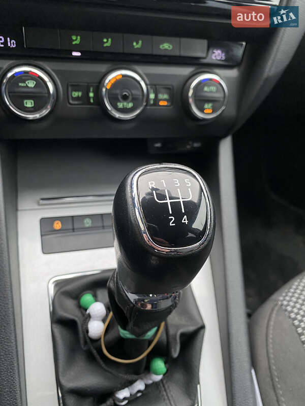 Универсал Skoda Octavia 2015 в Ужгороде фото 11 Универсал Skoda Octavia 2015 в Ужгороде