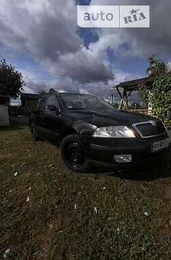 Універсал Skoda Octavia 2008 в Звягелі