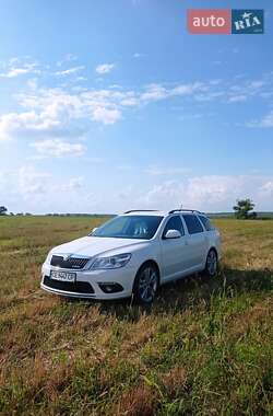 Универсал Skoda Octavia 2011 в 