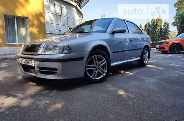 Ліфтбек Skoda Octavia 2010 в 