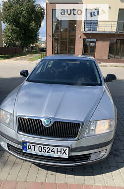 Ліфтбек Skoda Octavia 2012 в Калуші