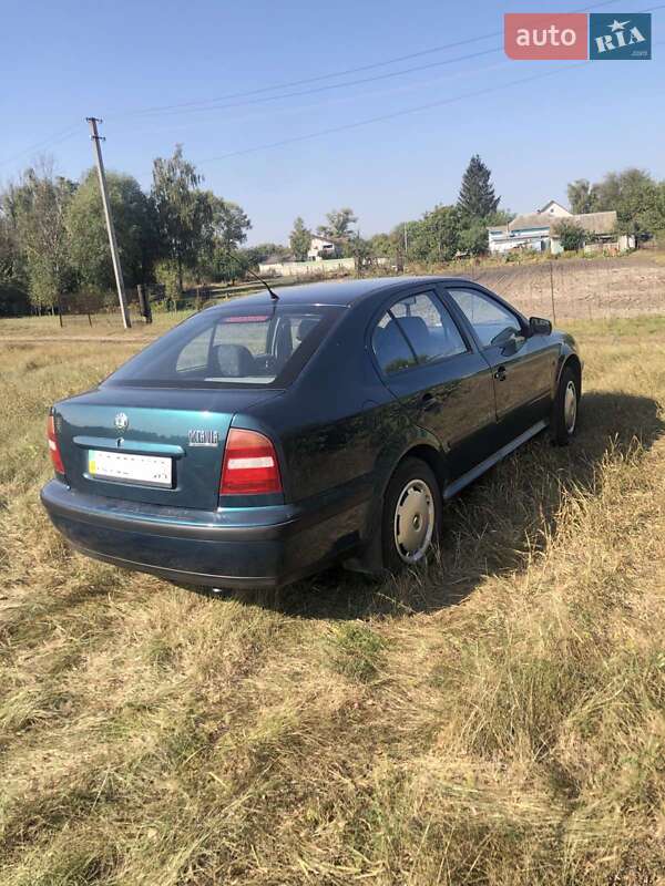 Лифтбек Skoda Octavia 1997 в Киеве