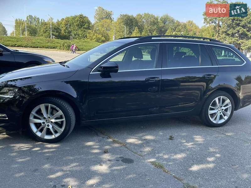 Універсал Skoda Octavia 2017 в Умані