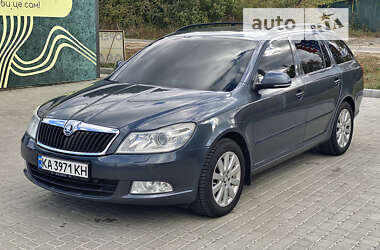 Универсал Skoda Octavia 2009 в Ирпене