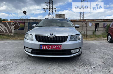 Универсал Skoda Octavia 2016 в Запорожье