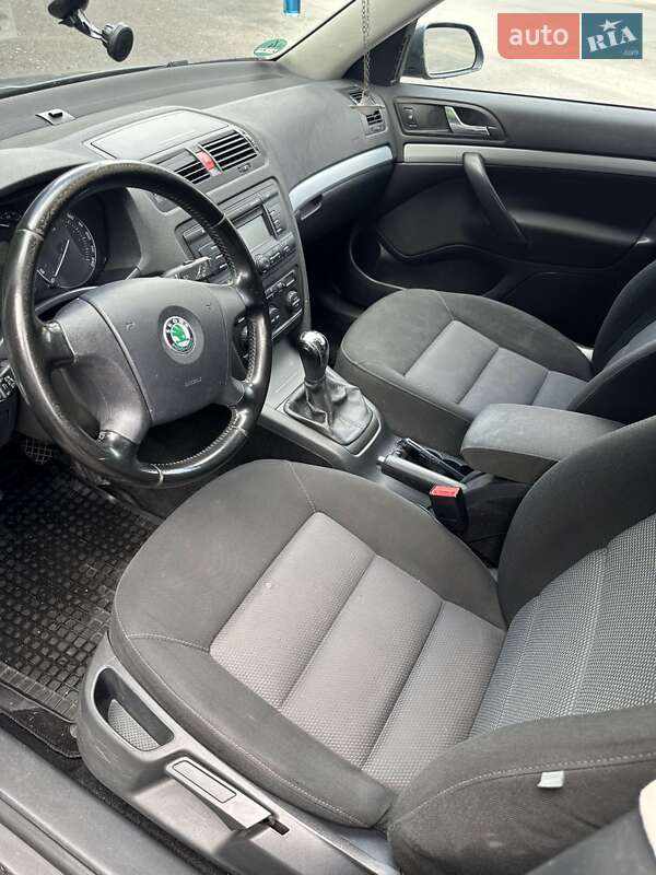 Універсал Skoda Octavia 2008 в Краматорську
