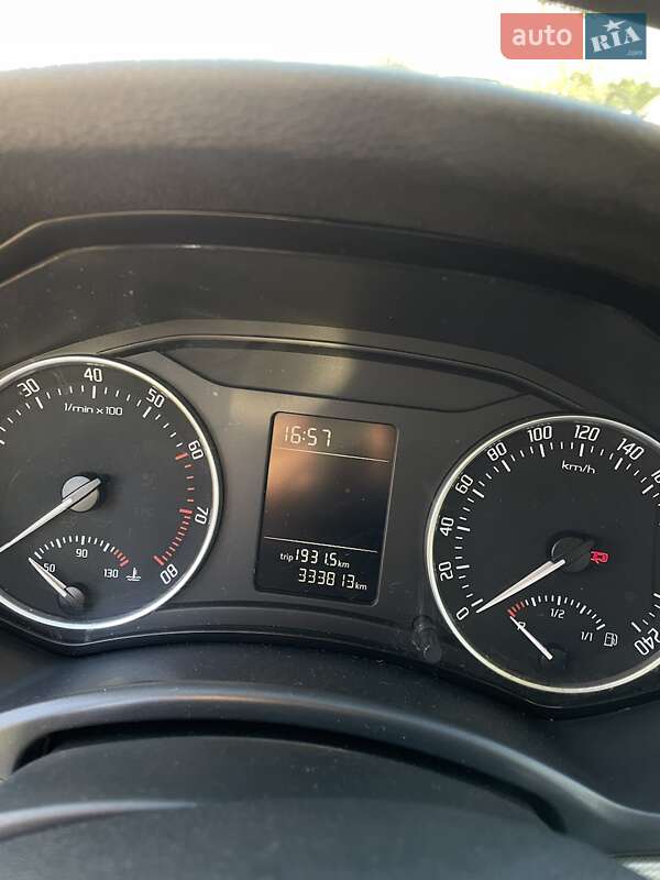 Лифтбек Skoda Octavia 2011 в Львове