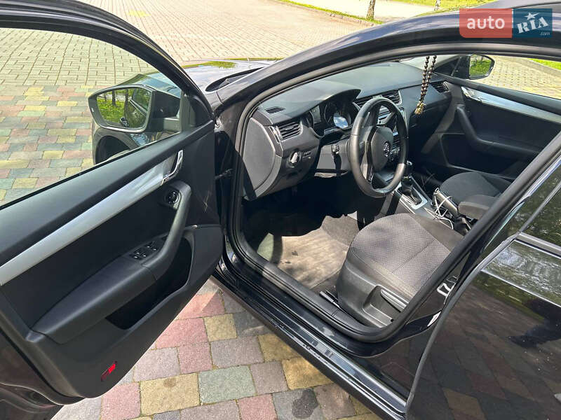 Універсал Skoda Octavia 2014 в Дрогобичі