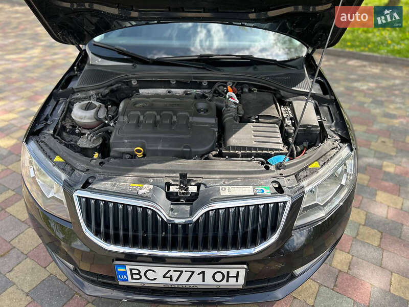 Універсал Skoda Octavia 2014 в Дрогобичі