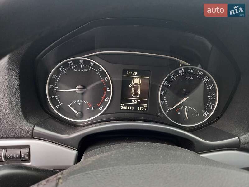 Универсал Skoda Octavia 2010 в Чернигове