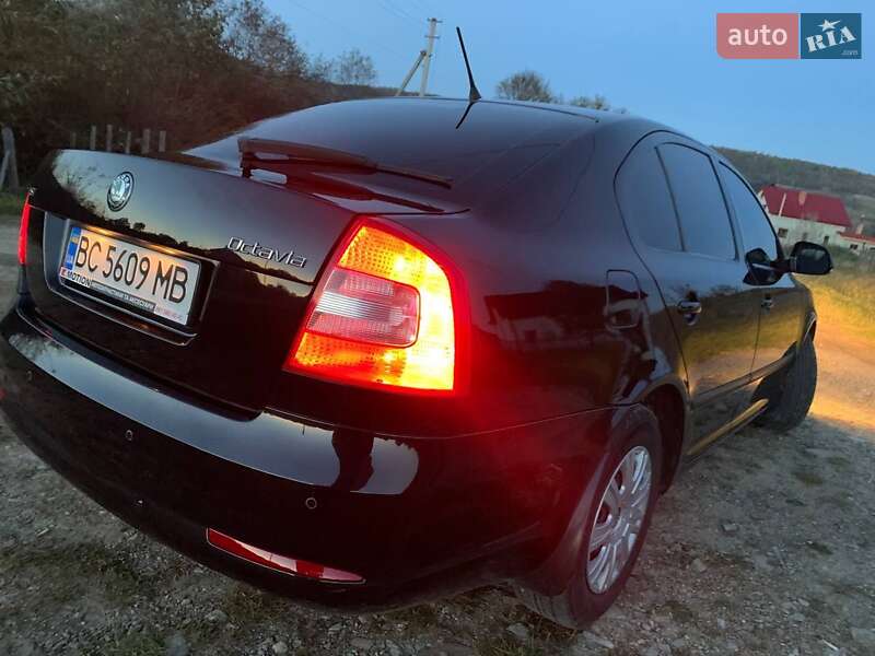 Ліфтбек Skoda Octavia 2011 в Самборі