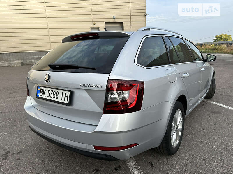 Універсал Skoda Octavia 2017 в Рівному
