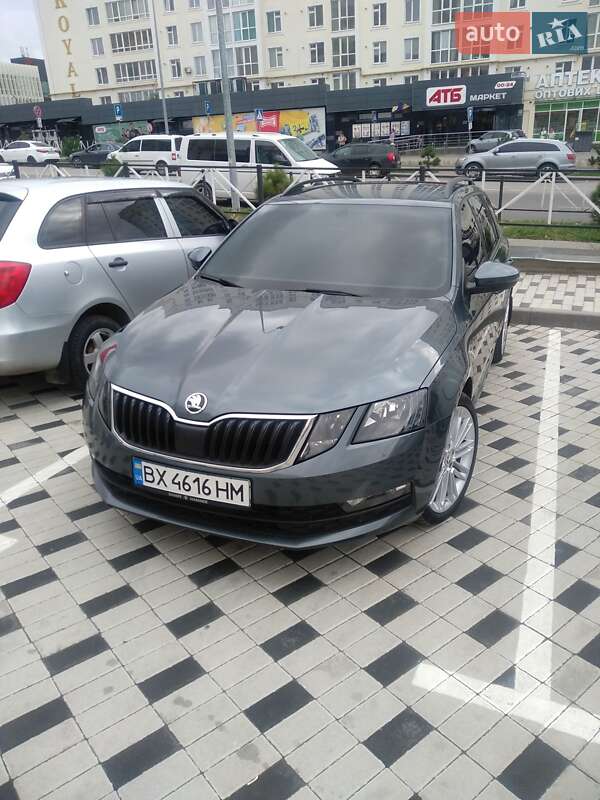 Универсал Skoda Octavia 2017 в Хмельницком