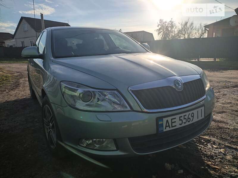 Лифтбек Skoda Octavia 2010 в Носовке