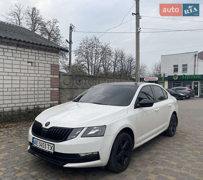 Ліфтбек Skoda Octavia 2018 в Дніпрі