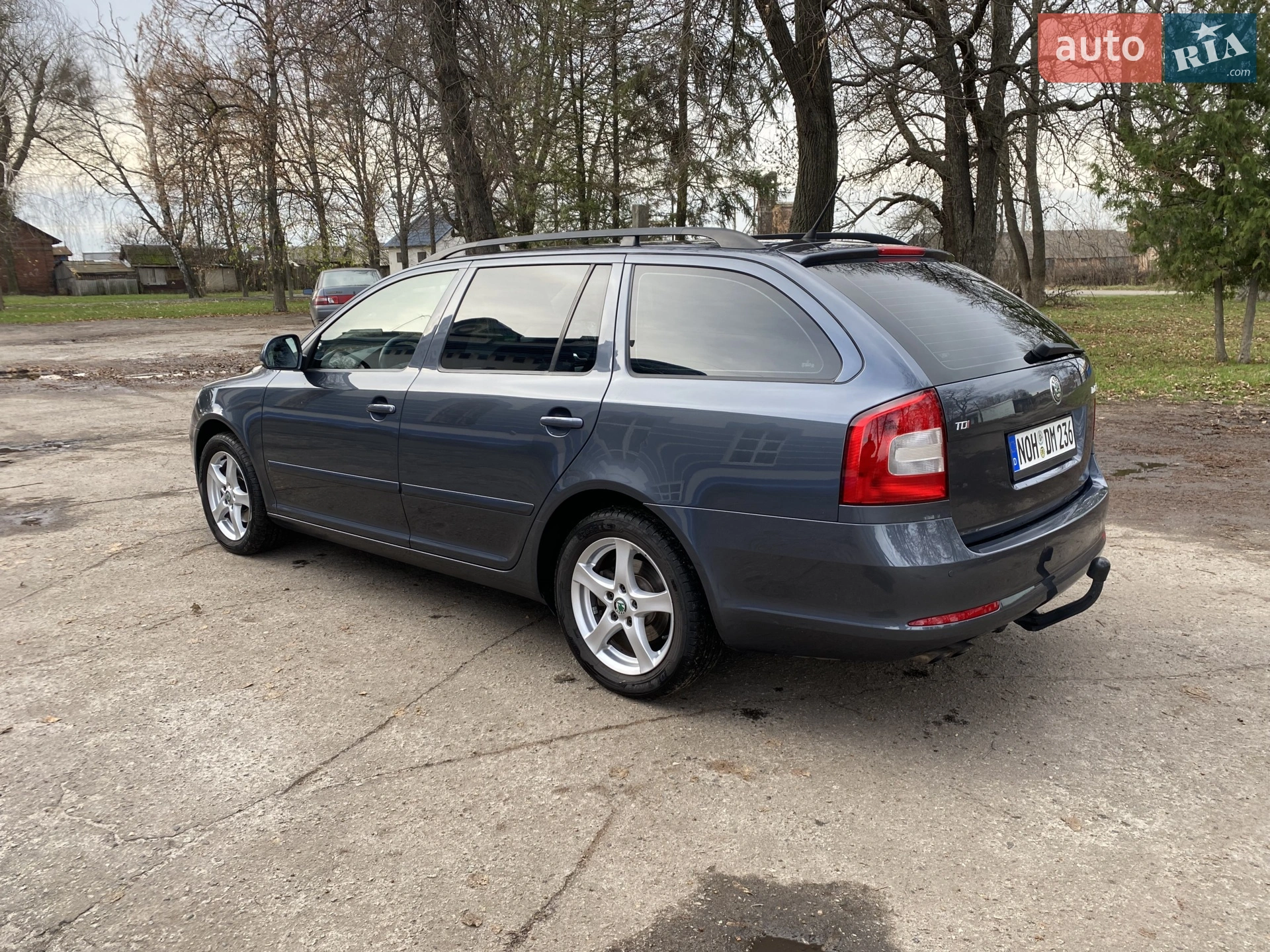 2010 Skoda Octavia - мініатюра 15