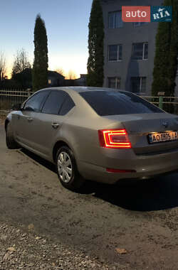 Лифтбек Skoda Octavia 2017 в Тернополе