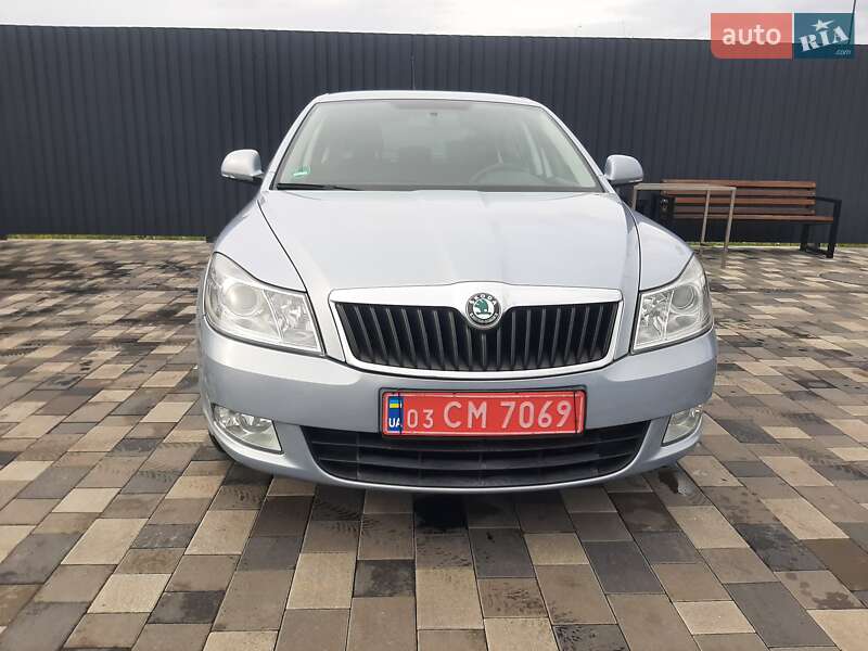Лифтбек Skoda Octavia 2009 в Полтаве