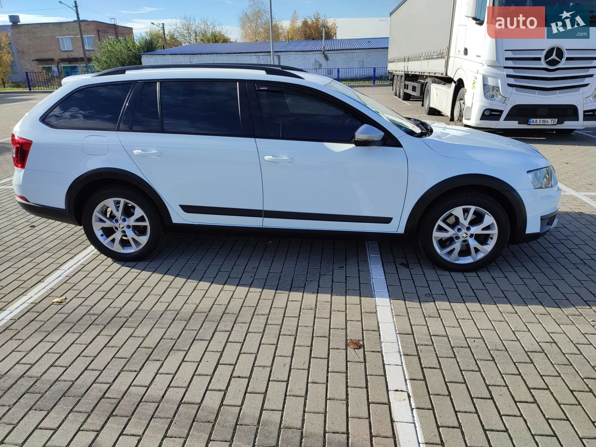 2015 Skoda Octavia - мініатюра 11