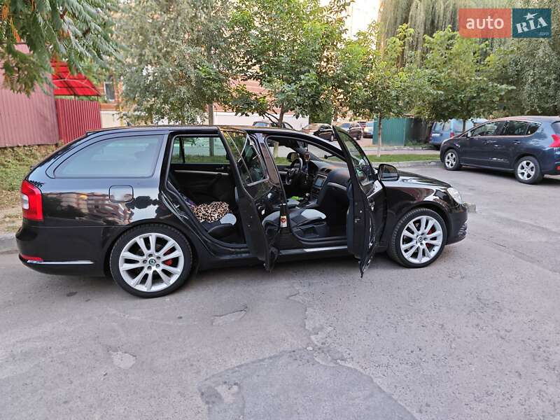 Універсал Skoda Octavia 2010 в Запоріжжі