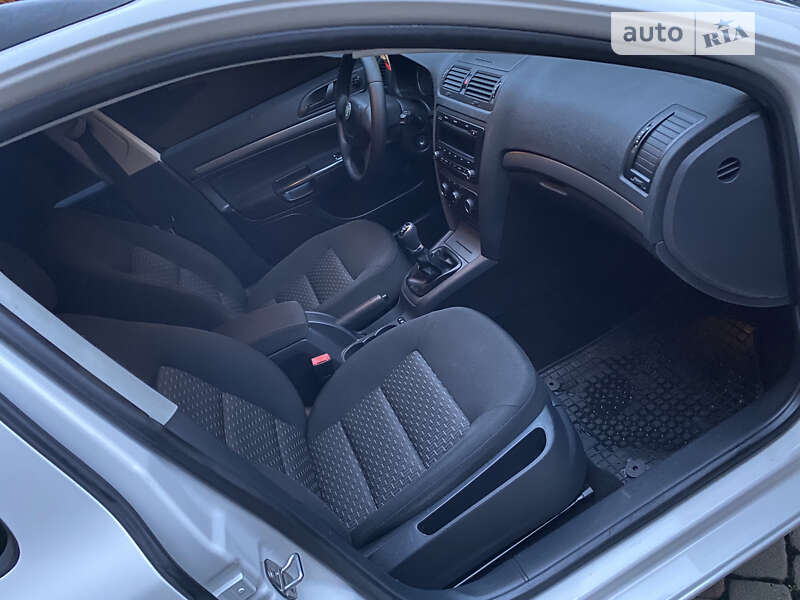 Универсал Skoda Octavia 2013 в Мукачево фото 28 Универсал Skoda Octavia 2013 в Мукачево