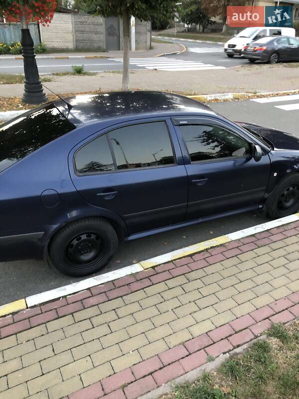 Ліфтбек Skoda Octavia 2001 в Києві