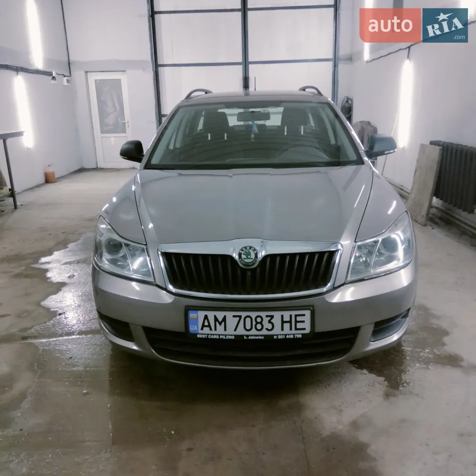2010 Skoda Octavia - мініатюра 18