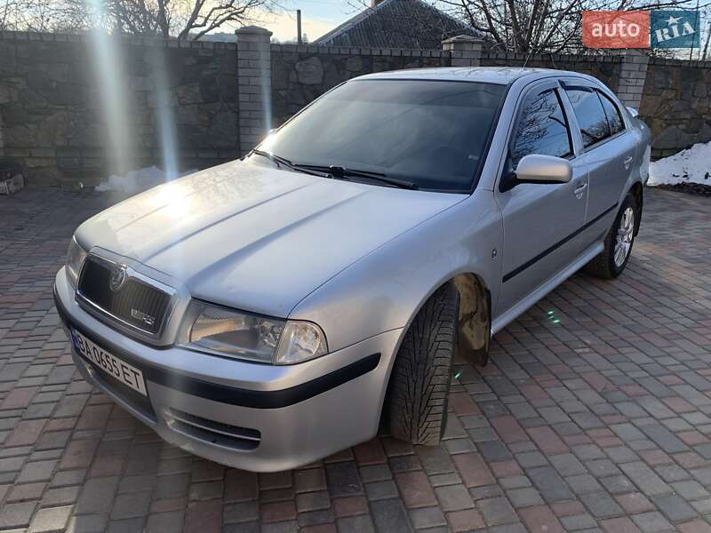 Лифтбек Skoda Octavia 2008 в Бобринце