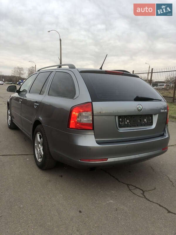 Універсал Skoda Octavia 2012 в Луцьку