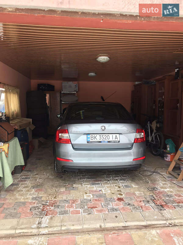 Ліфтбек Skoda Octavia 2013 в Радивиліві