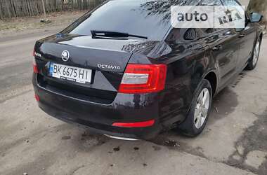 Лифтбек Skoda Octavia 2015 в Боярке