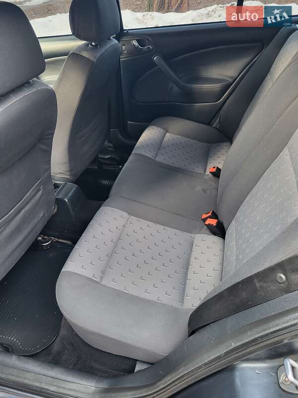 Ліфтбек Skoda Octavia 2007 в Чернігові